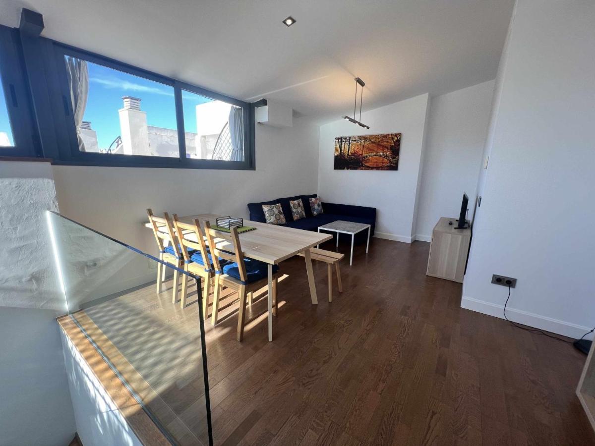 Atico San Bernardo Terraza Y Parking Incluido Apartment *