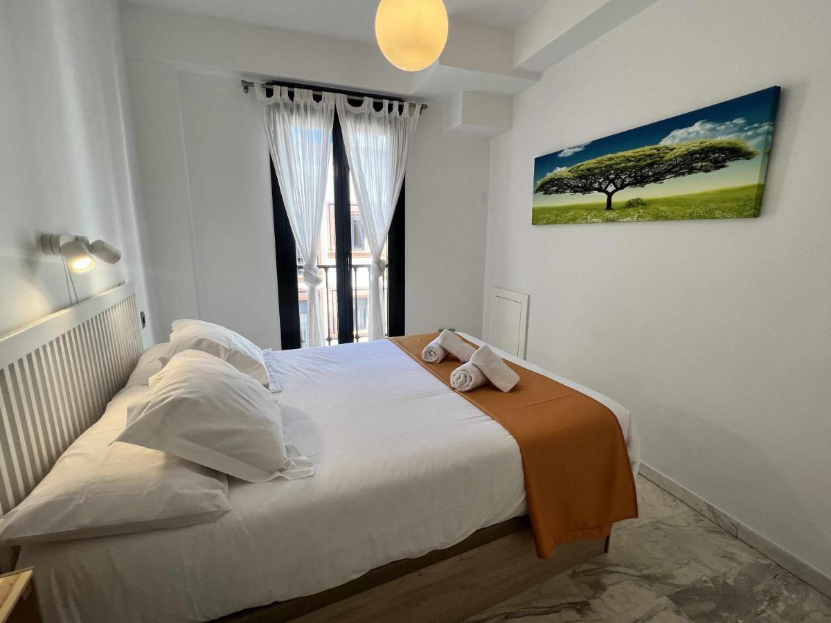 Apartment Atico San Bernardo Terraza Y Parking Incluido Seville